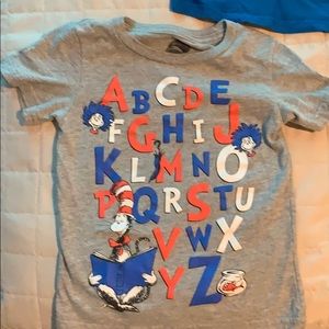 🦋 3 FOR $10 
Toddler boys Tshirts